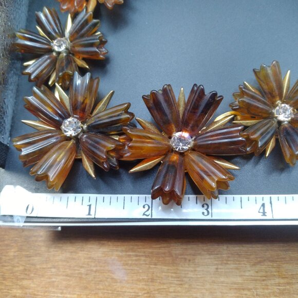 Vintage J Crew Faux Tortoiseshell Flower Rhinestone Necklace - Picture 4 of 6